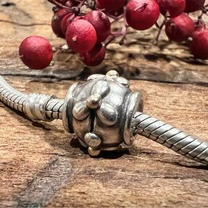 Rare Authentic Pandora Charm Two Tone Tivoli Flow 14k Solid Gold 3 Petals Floral